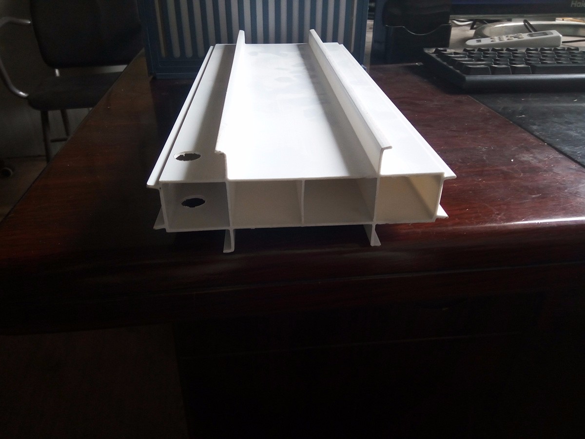 梧州立面拉缝板 (1)150MM宽拉缝板